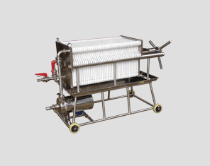 Plate cardboard filter